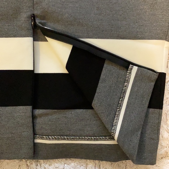 WITCHERY black, white & grey stretch pencil skirt - Picture 5 of 7